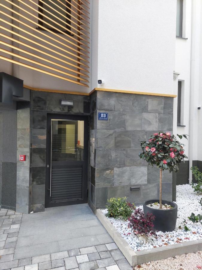 Apartment Paola With Free Private Parking Place Split Eksteriør bilde