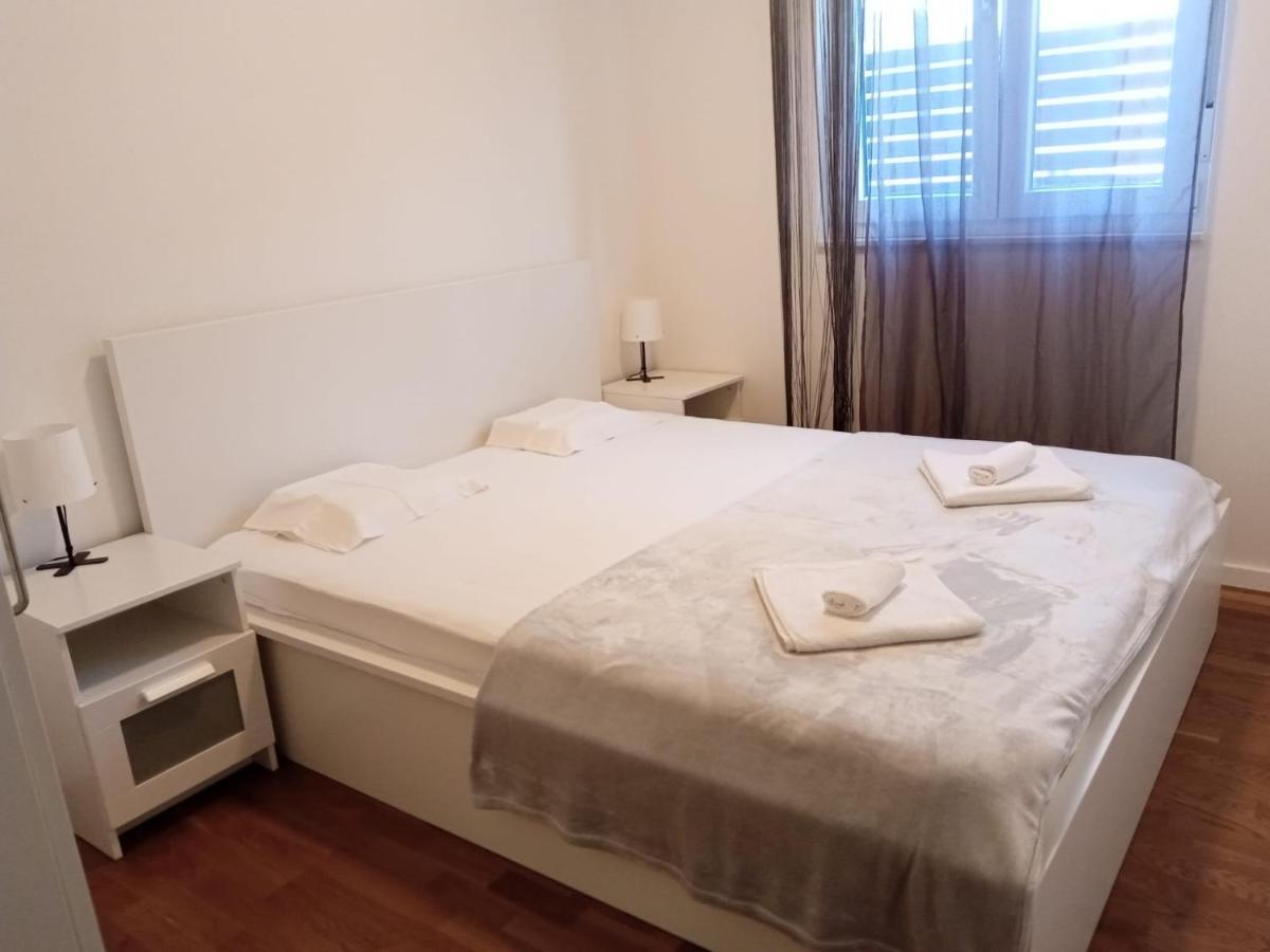Apartment Paola With Free Private Parking Place Split Eksteriør bilde