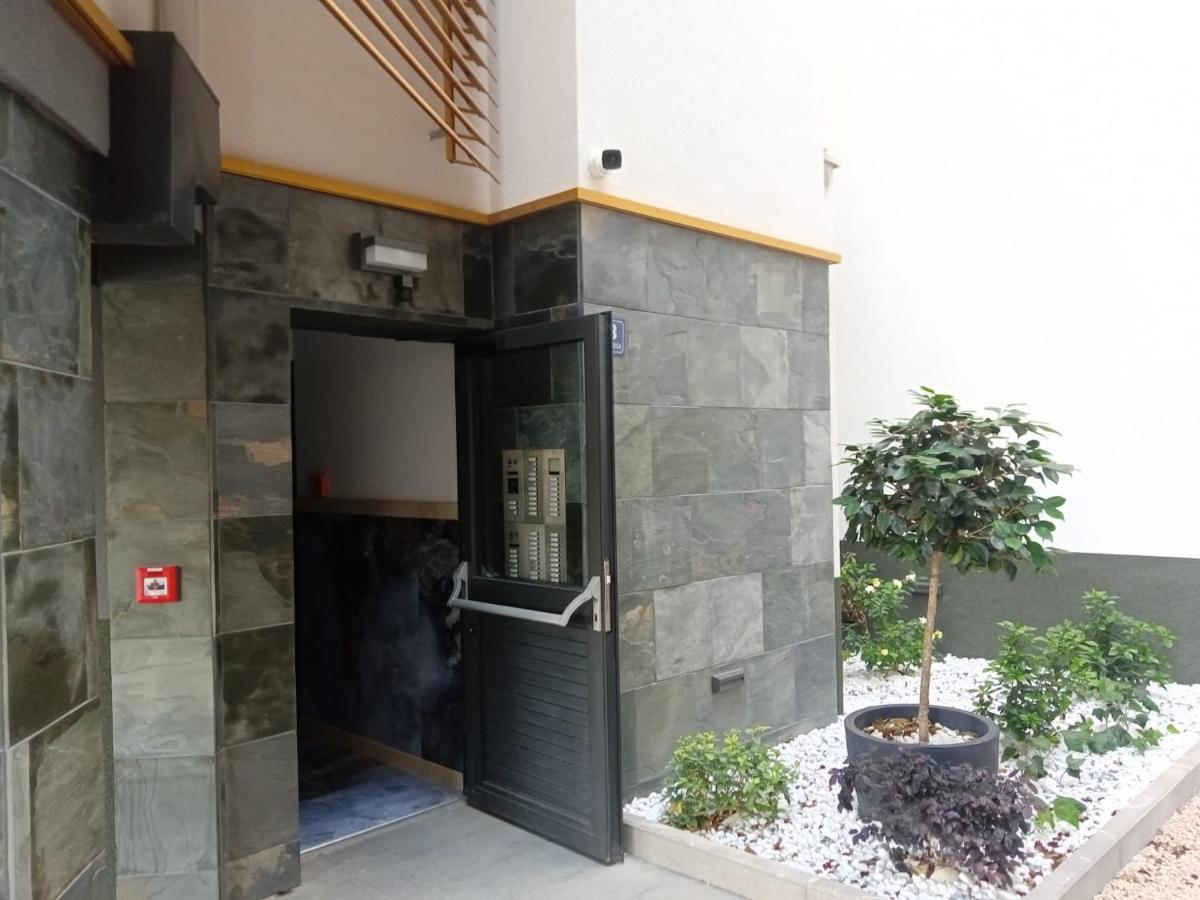 Apartment Paola With Free Private Parking Place Split Eksteriør bilde