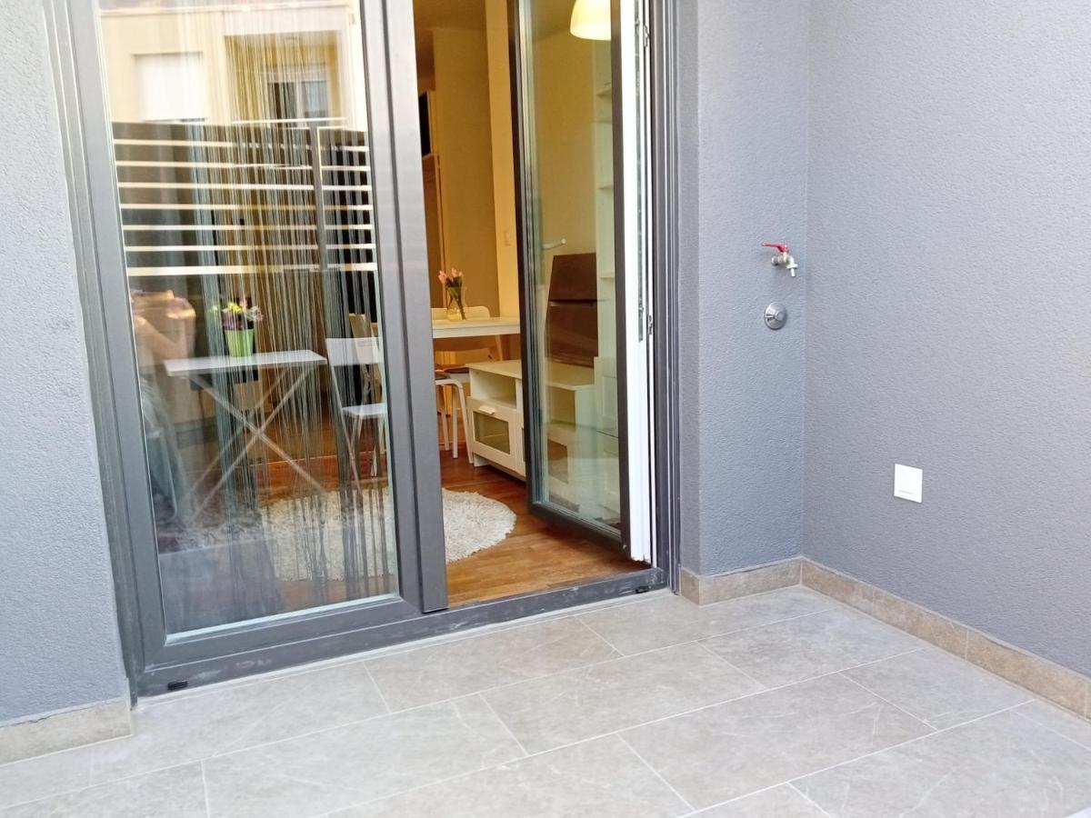 Apartment Paola With Free Private Parking Place Split Eksteriør bilde